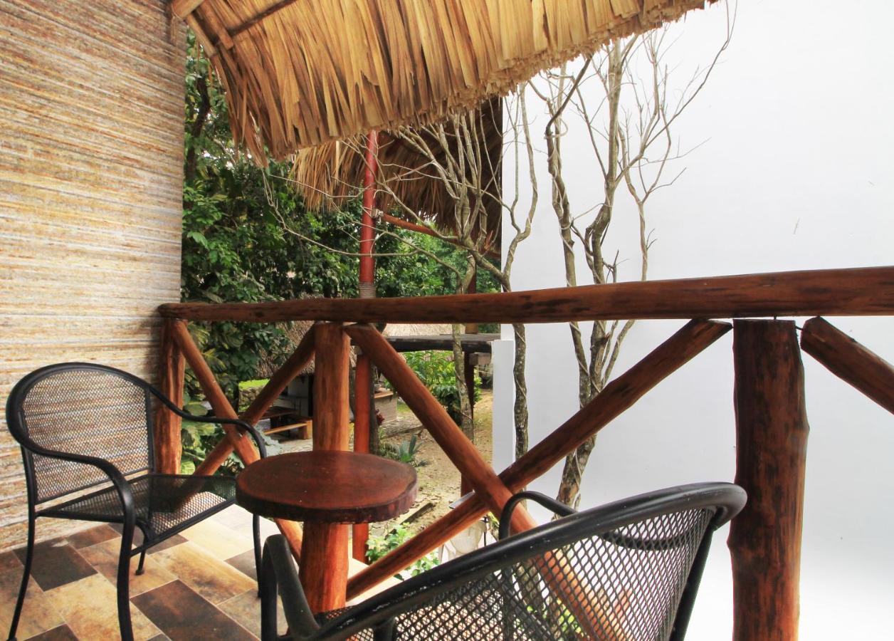 Hotel Pancho Villas Bacalar - Free Bikes And Paddles Экстерьер фото
